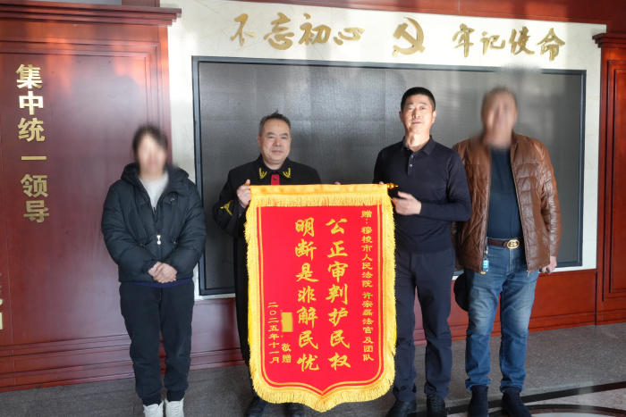 һ죬ʮл⣬˾¶ůȺڵ