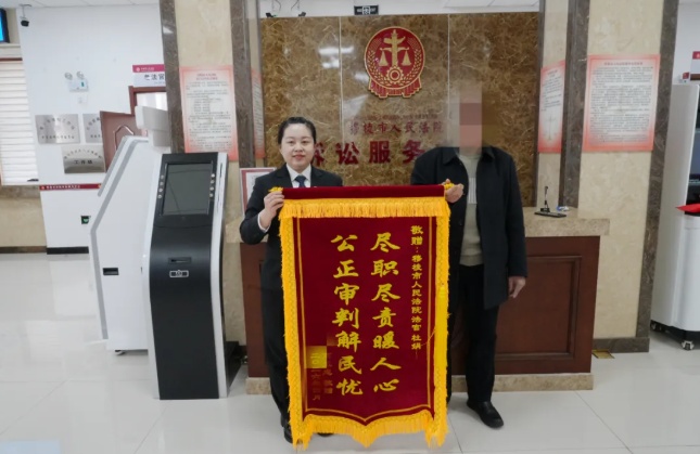 ά��Ȩ��+�ֺ����飬��˾���¶ȶ��֡��������ߡ�